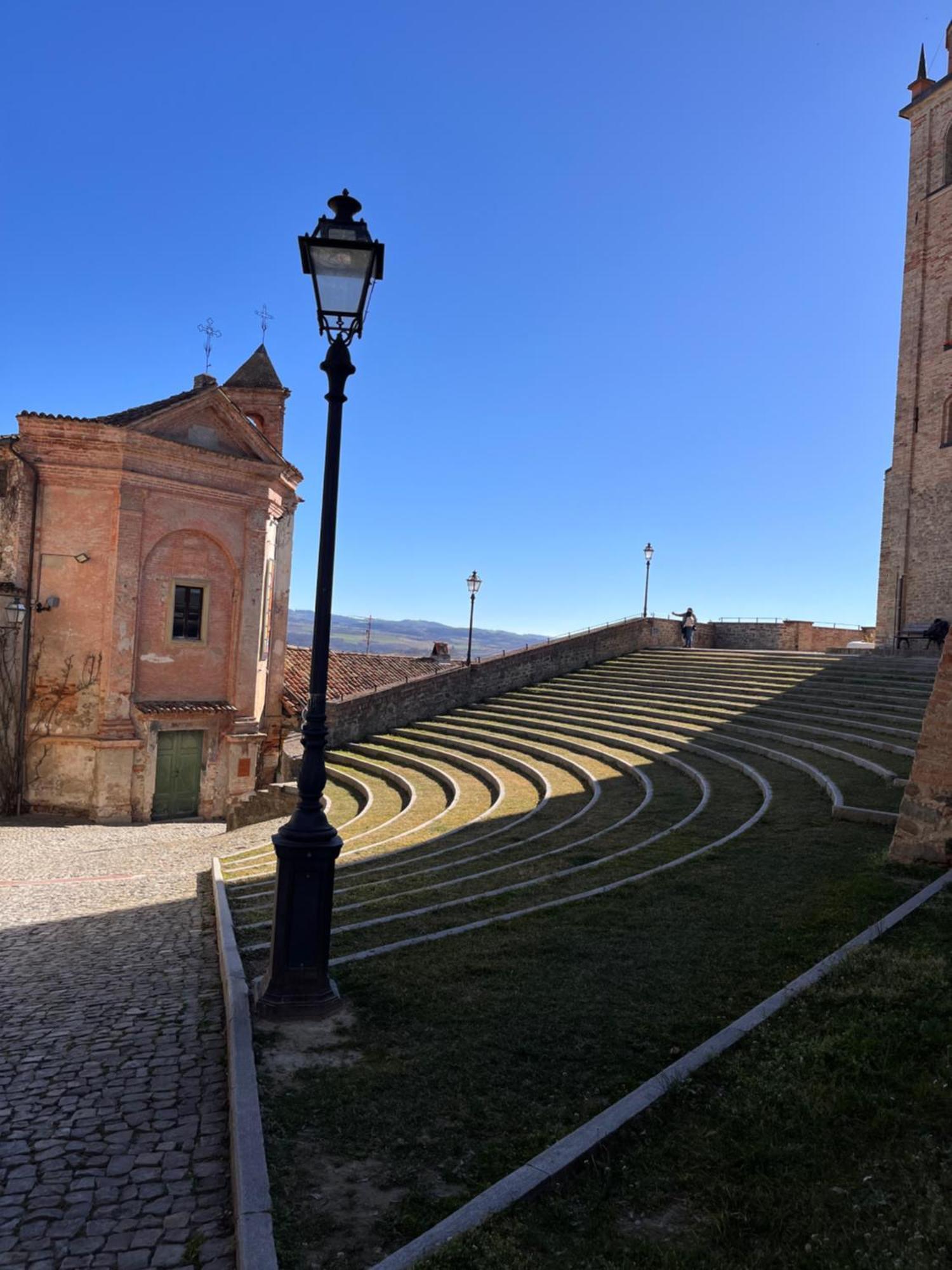 Appartamento "La Poesia Della Terra" Monforte dʼAlba Exterior foto